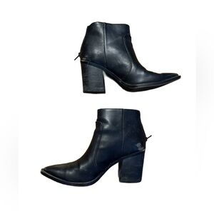 Women’s Steve Madden Ankle Boots Size 9